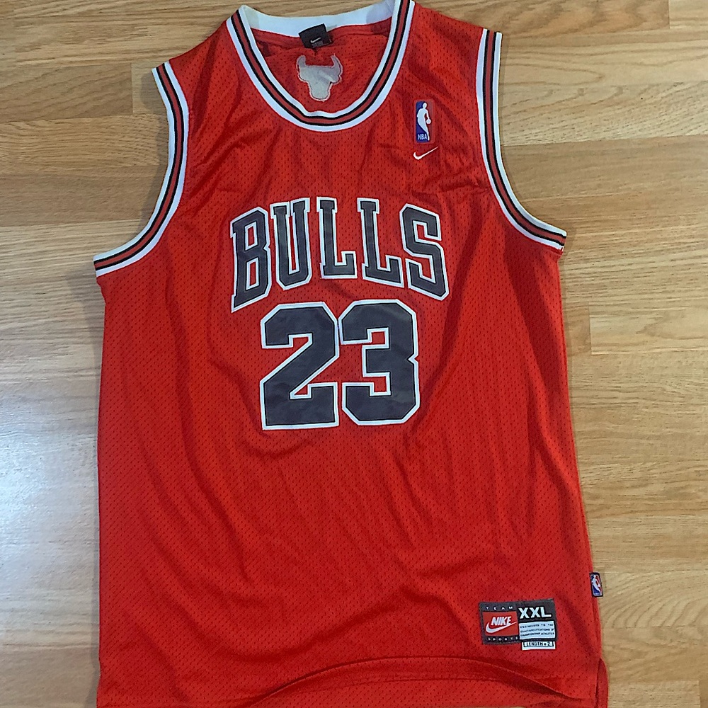 Michael jordan bulls jersey XXL